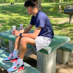 Meet your Posher, Caleb